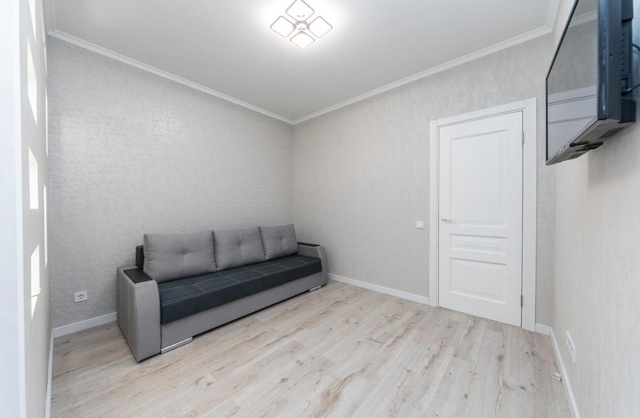 Appartamento Flatrent Drahomanova 2A Kiev Esterno foto