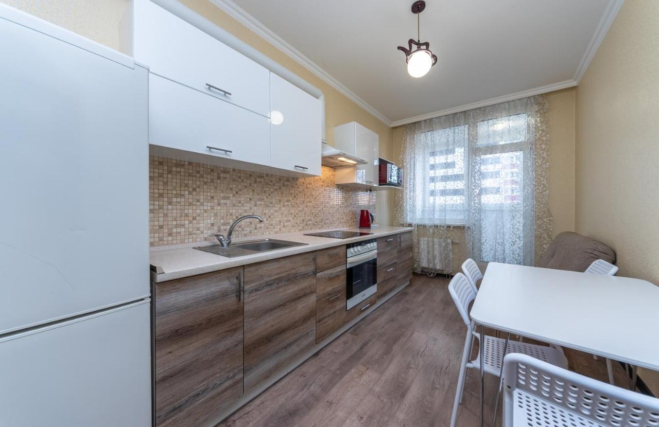 Appartamento Flatrent Drahomanova 2A Kiev Esterno foto