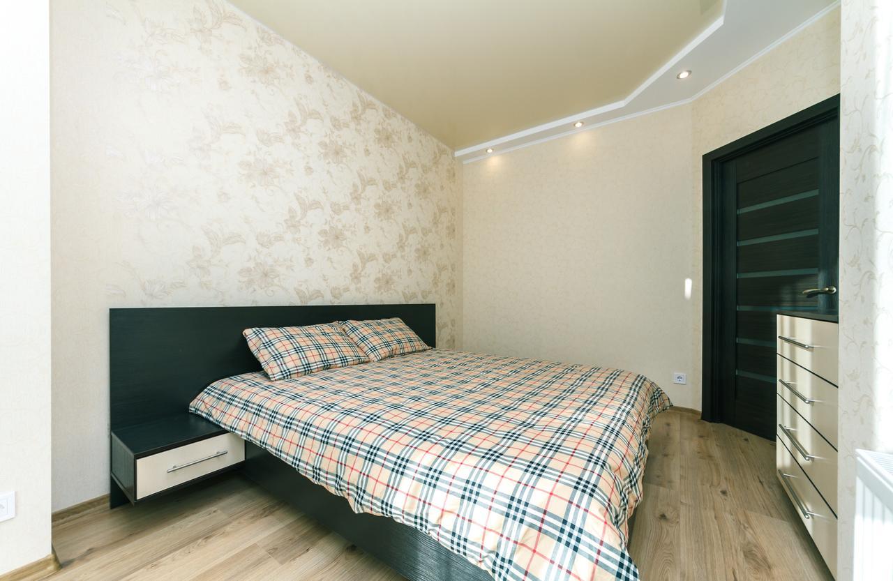 Appartamento Flatrent Drahomanova 2A Kiev Esterno foto